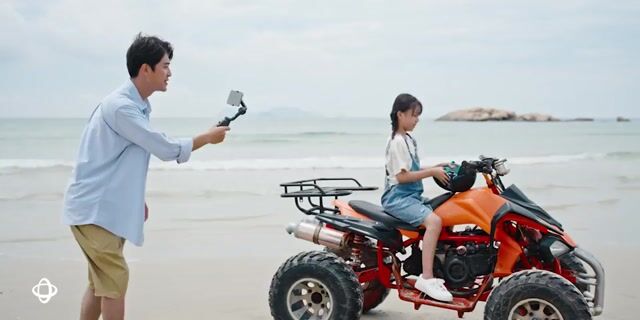 DJI Osmo Mobile 6 Estabilizador de cámara para smartphone Platino